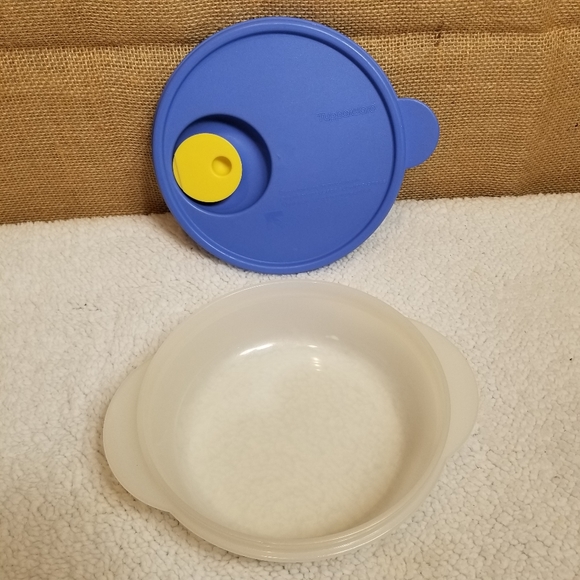 Tupperware Dining Vintage Tupperware Crystal Wave Vented
